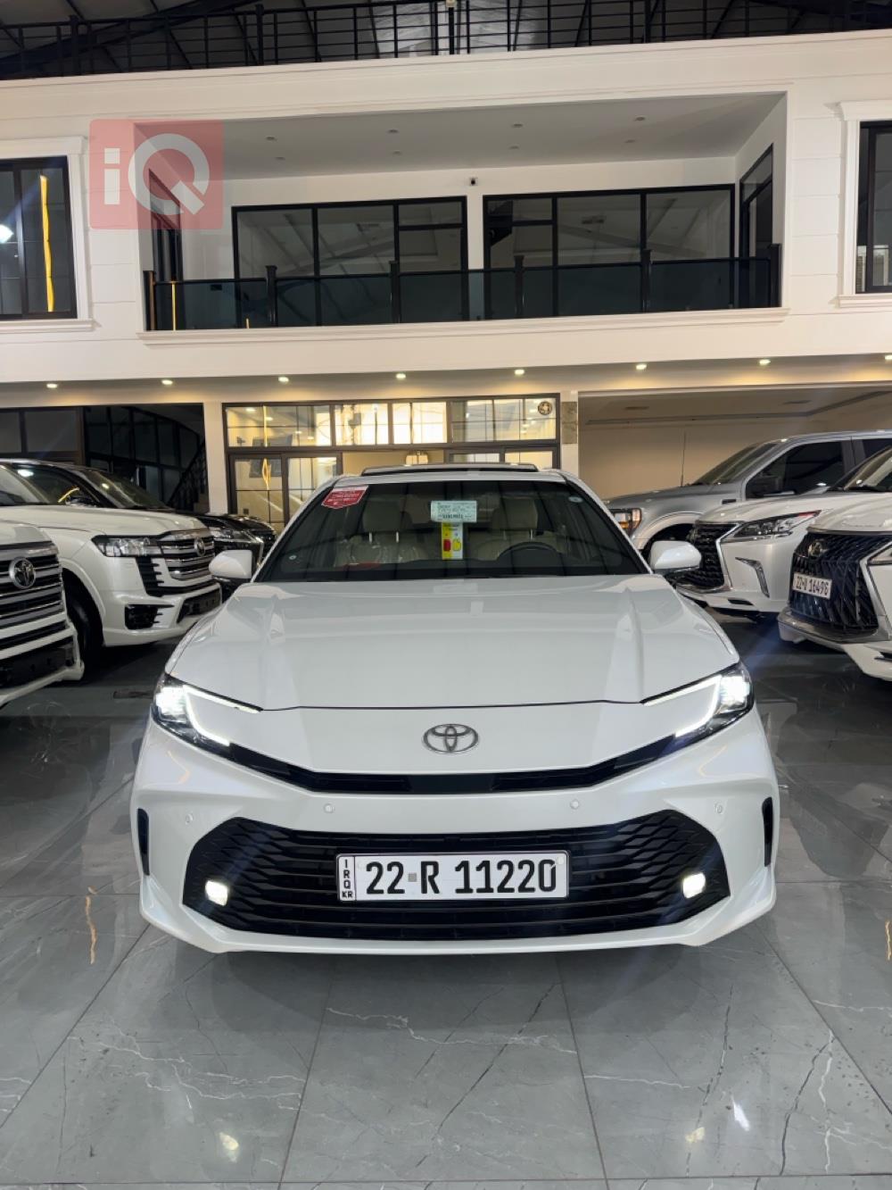 تۆیۆتا کامری